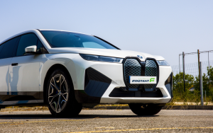 BMW iX xDrive 40